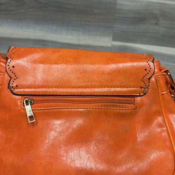Crossbody orange bag - Picture 6 of 11